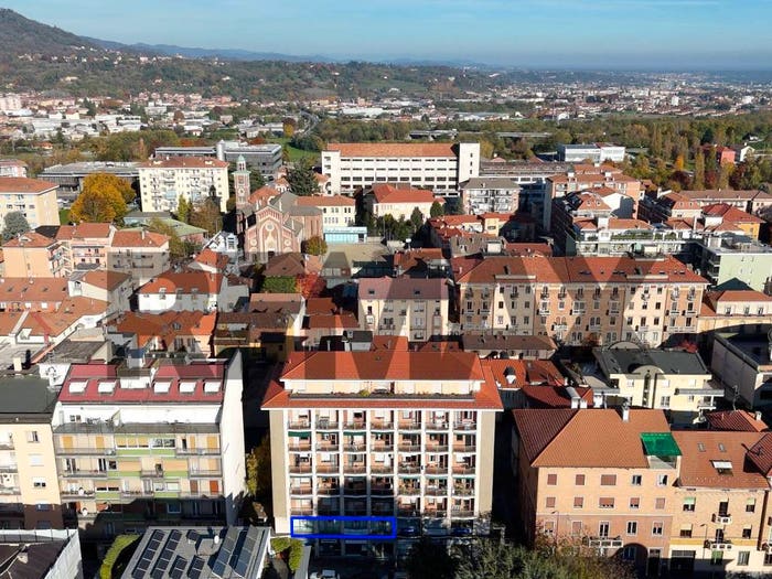 Appartamento con 6 locali in vendita in VIA TORINO, Centro Città San Paolo, Biella