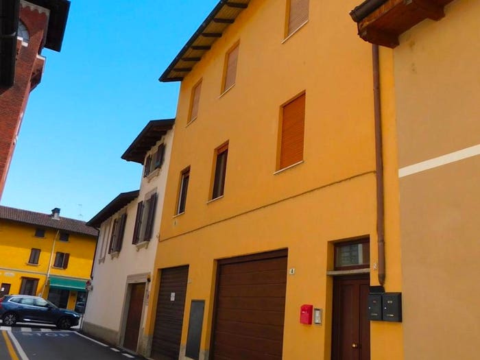 Appartamento trilocale in vendita in Piazza Piccola, Centro, Garlasco