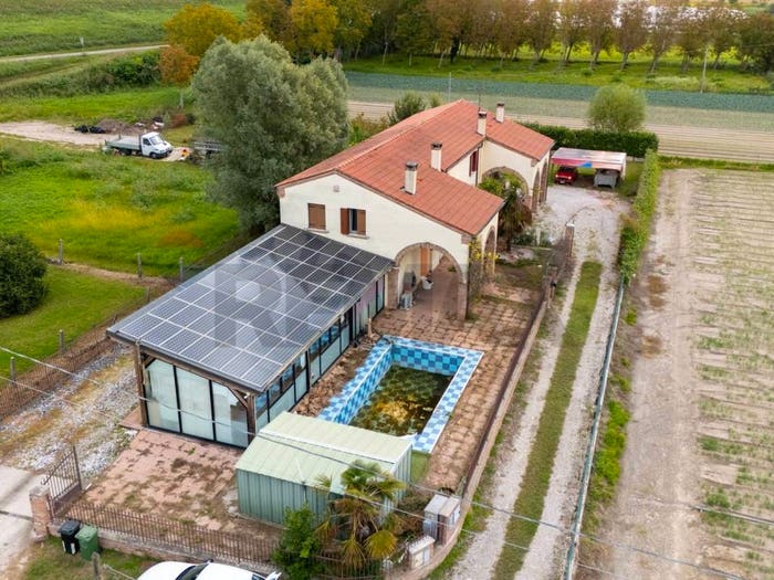 Casa con 5 locali in vendita in Via Rettilineo Zuliani, Giare, Lusia