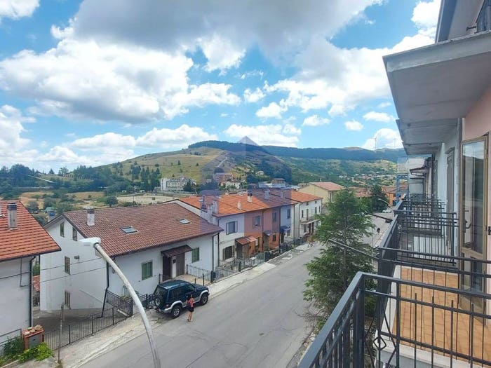 Casa con 6 locali in vendita in Via Istonia, Centro, Castiglione Messer Marino