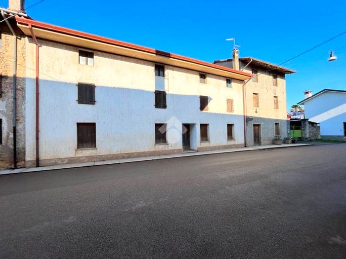 Casa con 5 locali in vendita in Via S Lorenzo, Centro, Codroipo