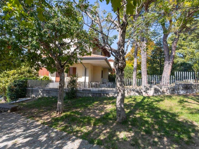 Casa con 5 locali in vendita in Via Giovanni Pascoli, San Pietro in Cariano