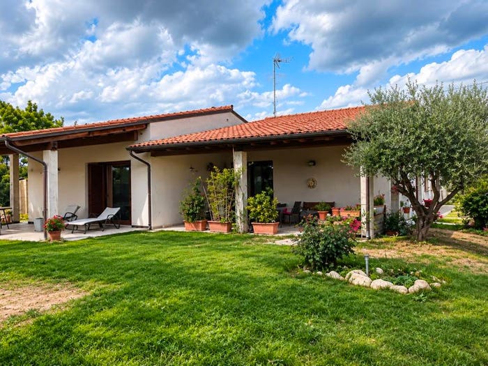Appartamento con 6 locali in vendita in Strada Nazionale Adriatica Sud, Metaurilia Tombaccia, Fano