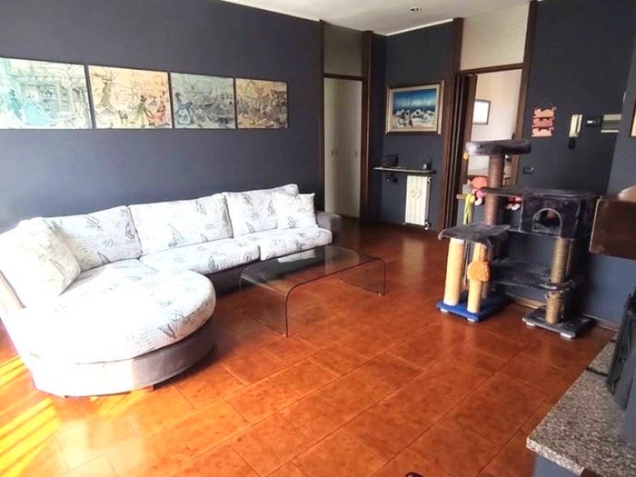 Appartamento con 5 locali in vendita in Via Roma, Gorla Minore