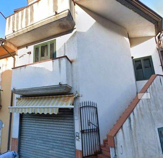 Casa quadrilocale in vendita in Sp, Campagna