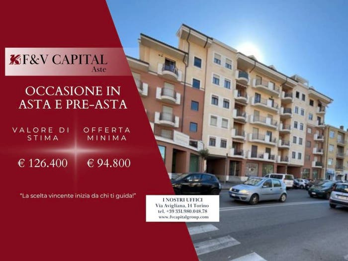 Appartamento trilocale in vendita in Str Carignano C, Mercato Santa Maria, Moncalieri