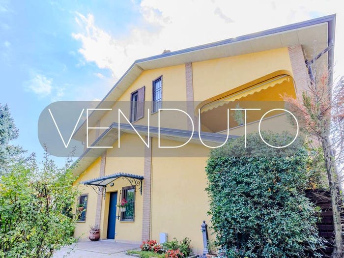 Casa con 5 locali in vendita in Usmate, Usmate Velate