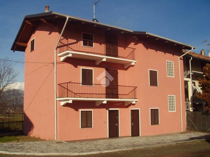 Casa con 5 locali in vendita in Via borgata scarione, Dossi San Bernardo, Pavone Canavese