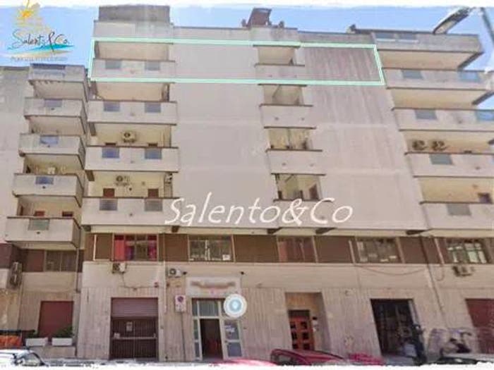 Appartamento con 6 locali in vendita in Via Osanna, Cappuccini, Brindisi