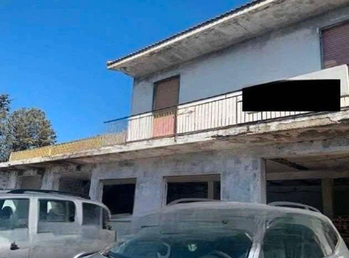 Appartamento con 6 locali in vendita in Corso Vittorio Emanuele, Isili