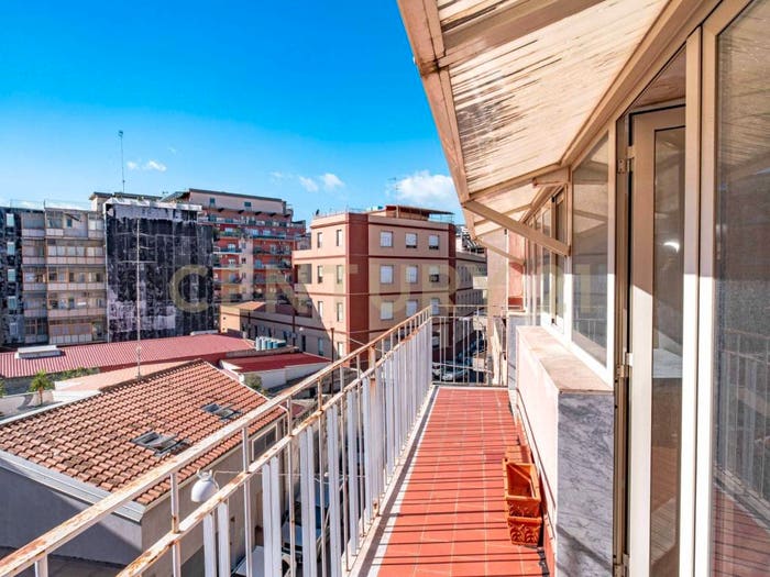 Appartamento con 5 locali in vendita in Via Santa Maria della Stella, Province Veneto, Catania