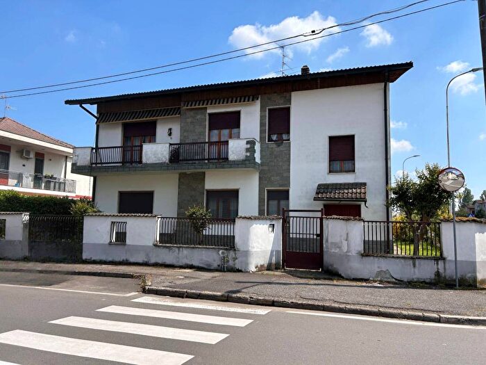 Casa con 5 locali in vendita in Via Piave, Centro, Lodi Vecchio