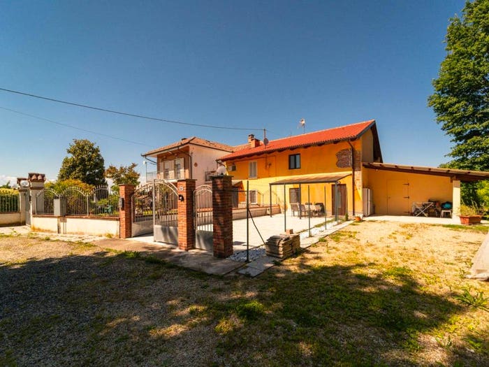 Casa quadrilocale in vendita in Strada della Cartella, Pralormo