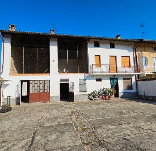 Casa con 5 locali in vendita in Via Pietro Toselli, Balzola