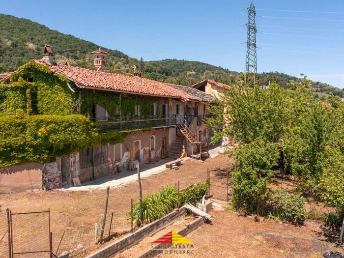 Casa in vendita in Via Monte Ollero, Busca