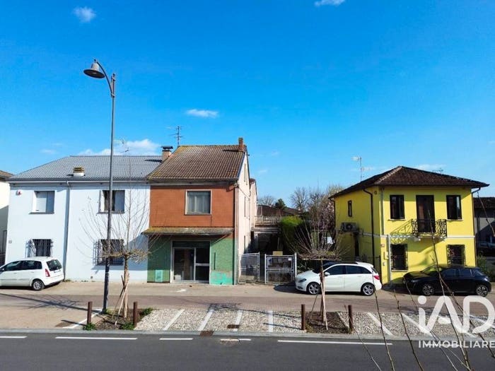 Casa con 5 locali in vendita in Via Roma, San Giovanni del Dosso