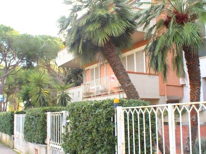 Appartamento con 6 locali in vendita in Viale Caravaggio, Aeroporto Gorarella, Grosseto