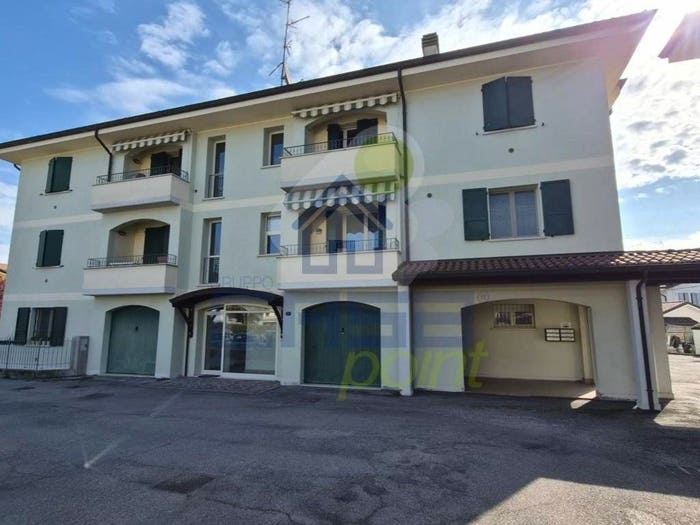 Appartamento quadrilocale in vendita in via Majorana, Centro, Guastalla
