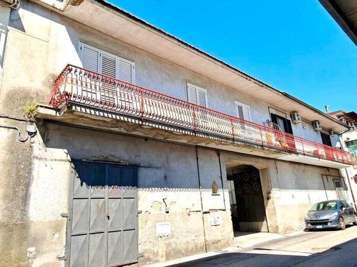 Casa trilocale in vendita in Via Pietro Micca, Marcianise