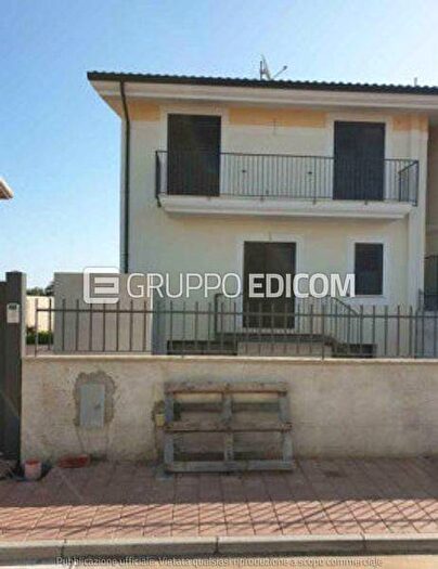 Appartamento con 6 locali in vendita in Contrada Vigne Nuove snc, Soverato Marina, Soverato