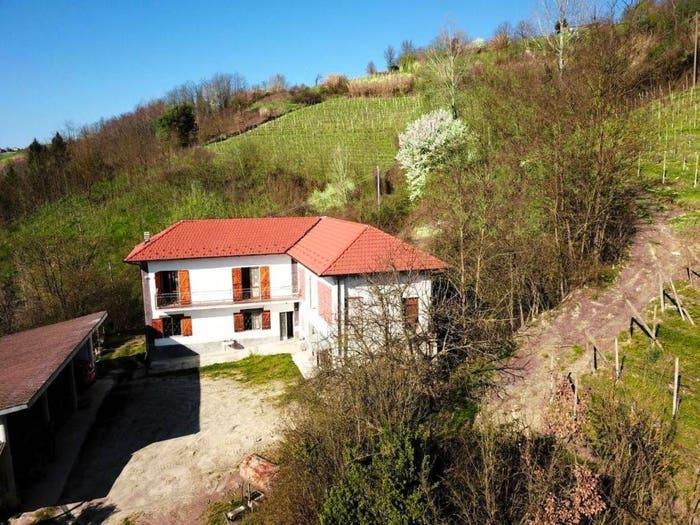 Casa con 6 locali in vendita in Regione Campolungo, Ricaldone