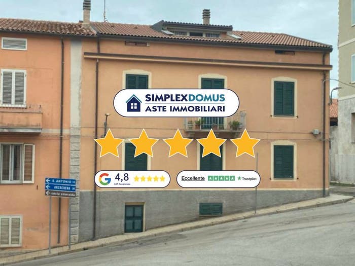 Appartamento con 6 locali in vendita in Via Corsica, Calangianus