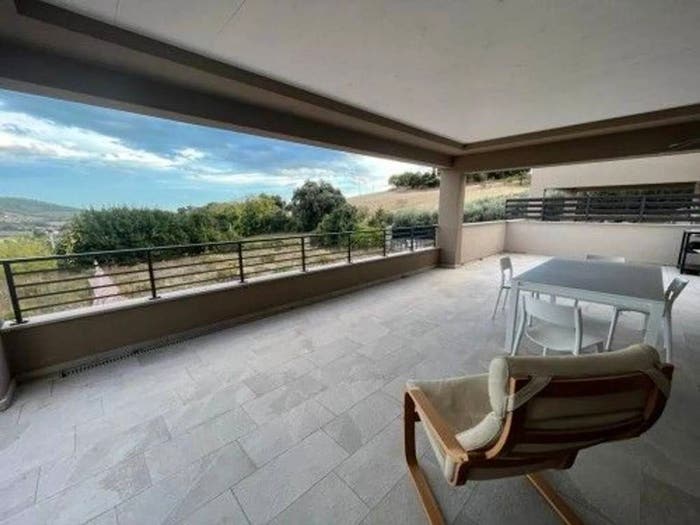 Appartamento quadrilocale in vendita in Camerano