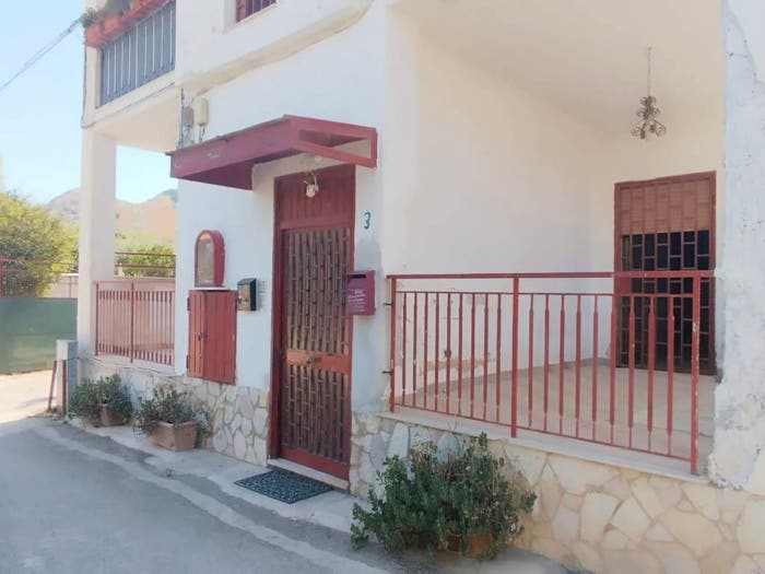 Appartamento con 5 locali in vendita in Case Buffa, San Filippo Neri, Palermo