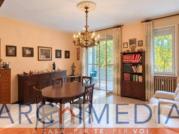 Appartamento trilocale in vendita in Via Daniele Manin, Masnago, Varese