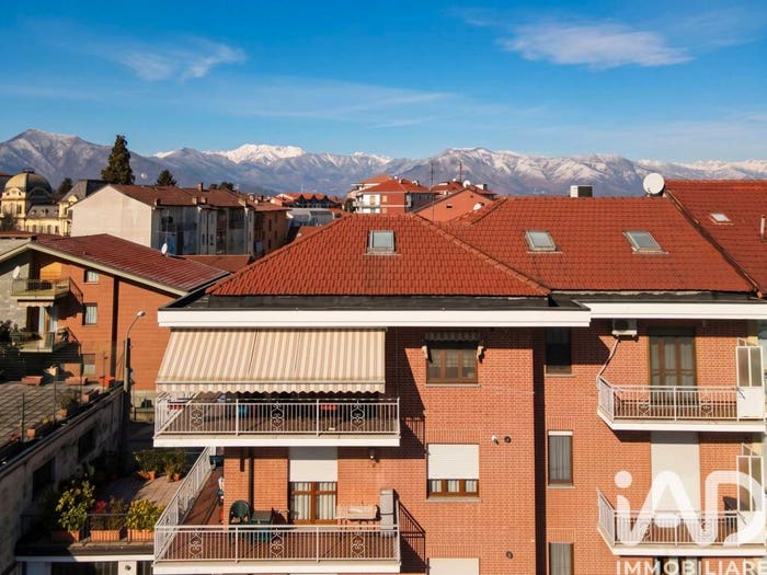 Appartamento con 5 locali in vendita in Via Giovanni Soffietti, Centro, Pianezza