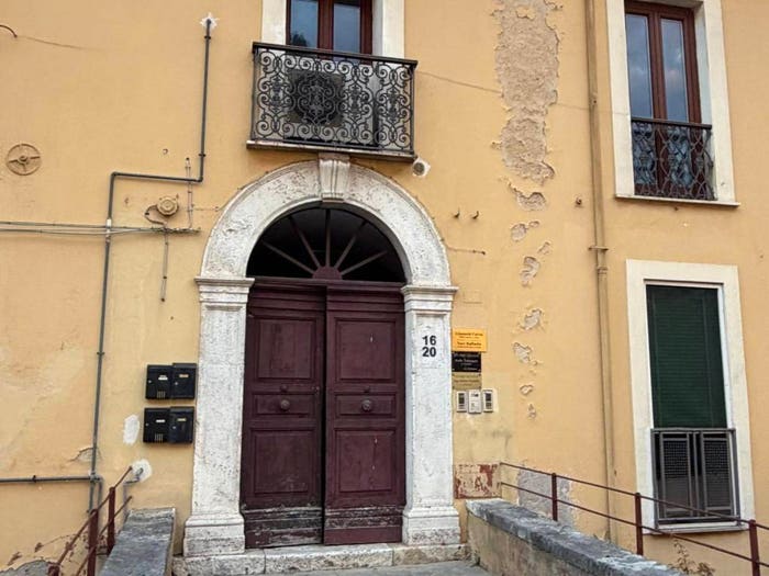 Appartamento bilocale in vendita in Viale Giuseppe Garibaldi, Centro, Isola del Liri