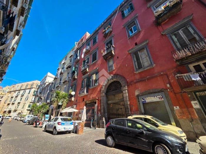 Appartamento trilocale in vendita in Via Ventaglieri, Monte Santo, Napoli