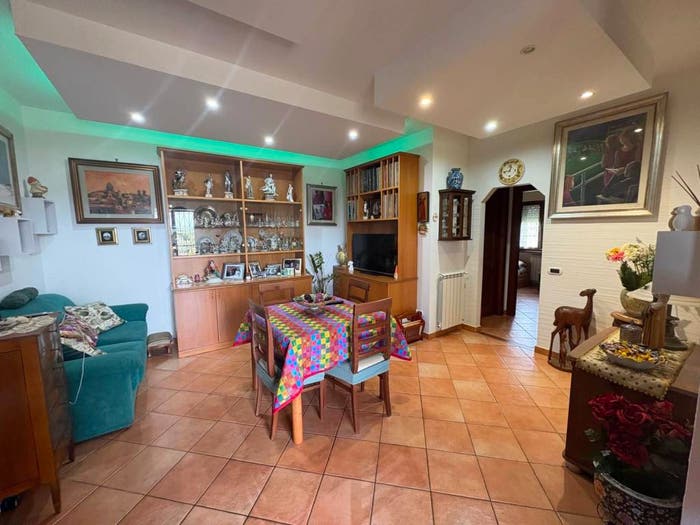 Appartamento trilocale in vendita in Via di Casal Selce, Casal Selce, Roma