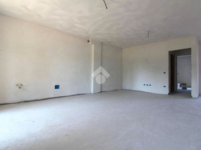 Appartamento quadrilocale in vendita in Via Roma, Centro, Barbariga