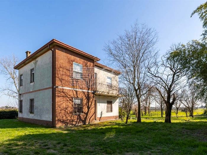 Casa con 6 locali in vendita in via stradello, Bagnacavallo