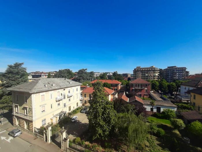Appartamento quadrilocale in vendita in Via Giacinto Siri, Centro, Ovada