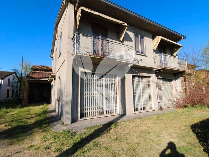 Casa quadrilocale in vendita in Frazione Roncole Verdi, Roncole Verdi, Busseto