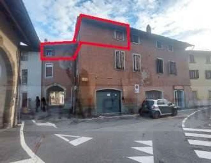 Appartamento trilocale in vendita in Via Trento, Madone