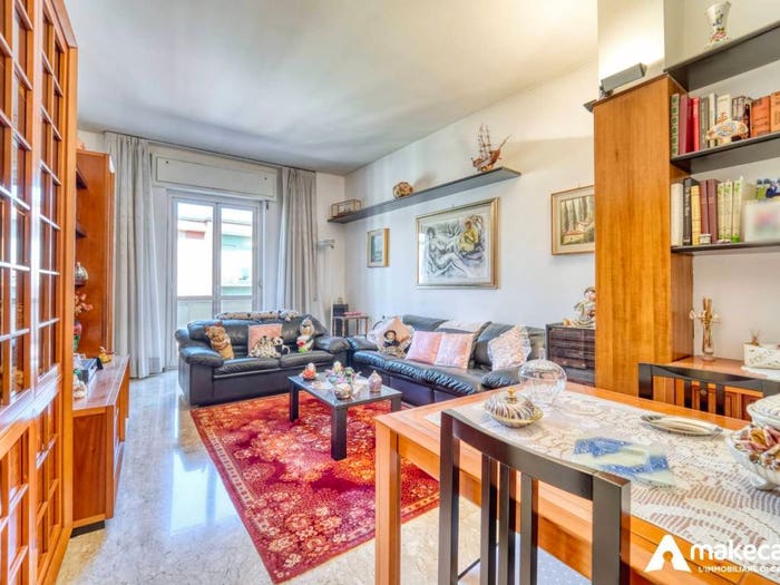 Appartamento trilocale in vendita in Via XXV Aprile, Segrate Centro, Segrate