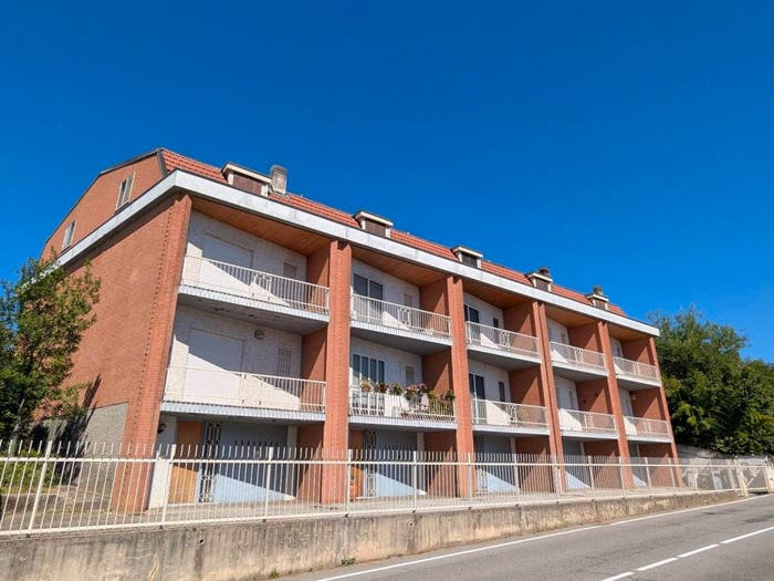 Casa con 6 locali in vendita in Strada Roaschia, Roaschia, Chieri