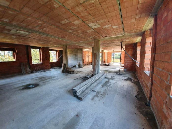 Casa con 6 locali in vendita in Arosio