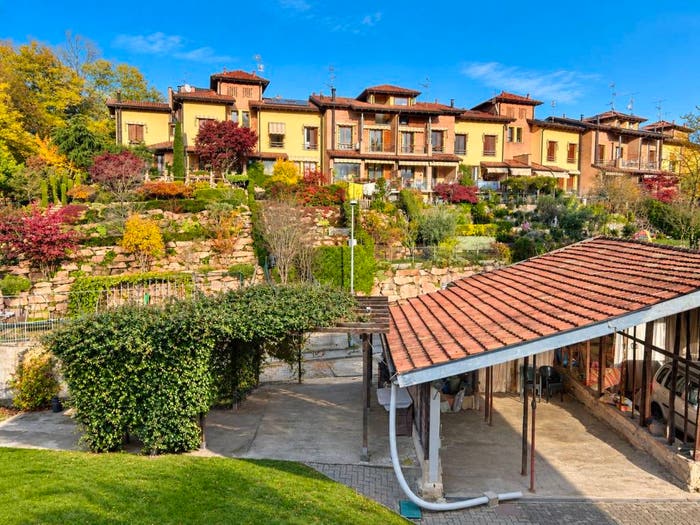 Casa con 5 locali in vendita in Via Monte Generoso, Induno Olona