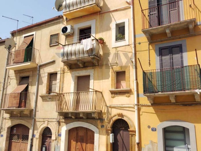 Casa quadrilocale in vendita in via stovigliai, Centro, Caltagirone