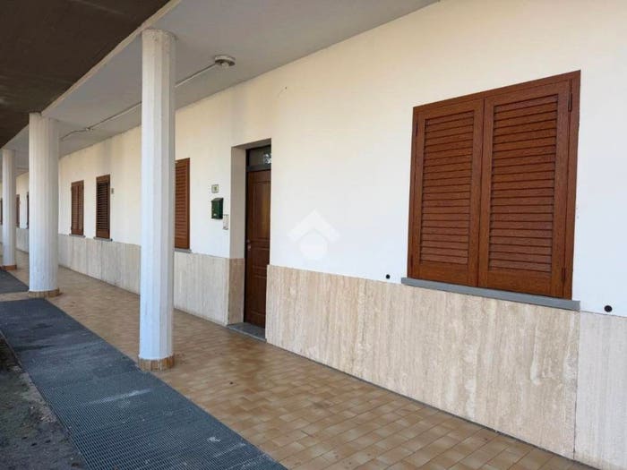 Appartamento trilocale in vendita in Via Albarotto, Centro, Leno