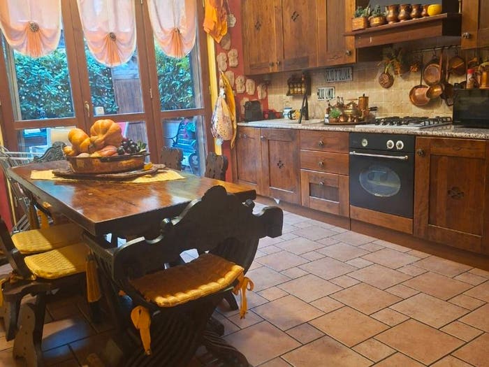 Appartamento quadrilocale in vendita in Cascina dei Pomi, Milano
