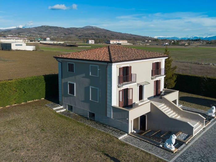Casa con 5 locali in vendita in Circonvallazione, Magliano de' Marsi