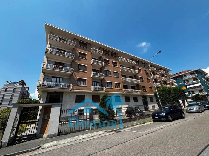Appartamento con 5 locali in vendita in Via città di Gap, Stazione Immacolata, Pinerolo