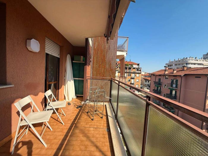 Appartamento bilocale in affitto in Via Monte San Genesio, Dergano, Milano
