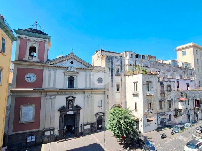 Appartamento quadrilocale in vendita in Via Salvator Rosa, Piazza Canneto Salvator Rosa, Napoli