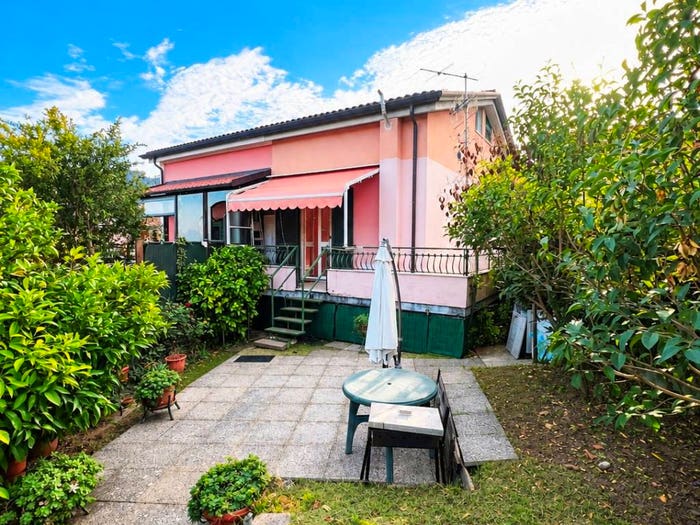 Casa trilocale in vendita in Via Morucciola, Centro, Arcola